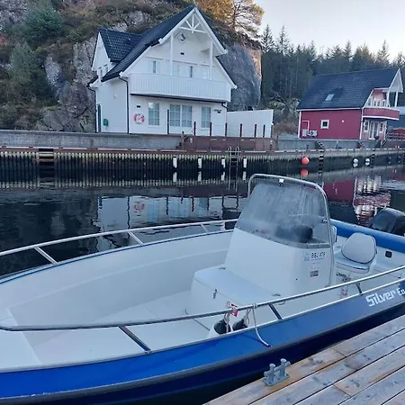 펜션 Rorbu I Austevoll Med 3 Soverom Og Mulighet For Batleie *