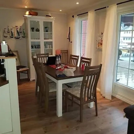 Holiday home Rorbu I Austevoll Med 3 Soverom Og Mulighet For Batleie Kolbeinsvik
