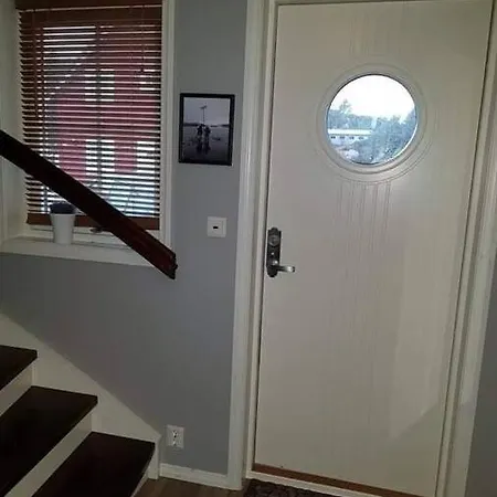Holiday home Rorbu I Austevoll Med 3 Soverom Og Mulighet For Batleie *